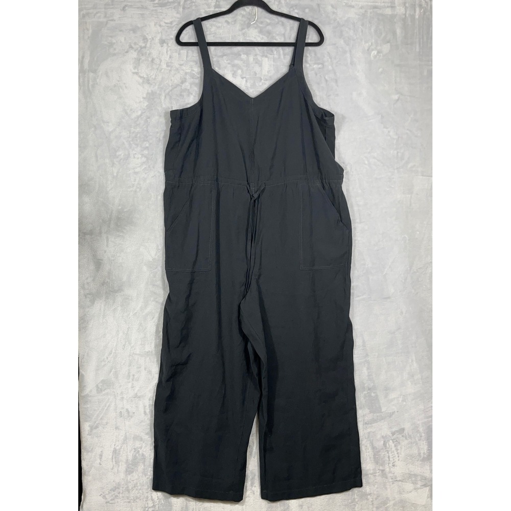 Black Women's Wide-Leg Jumpsuit with Adjustable Straps